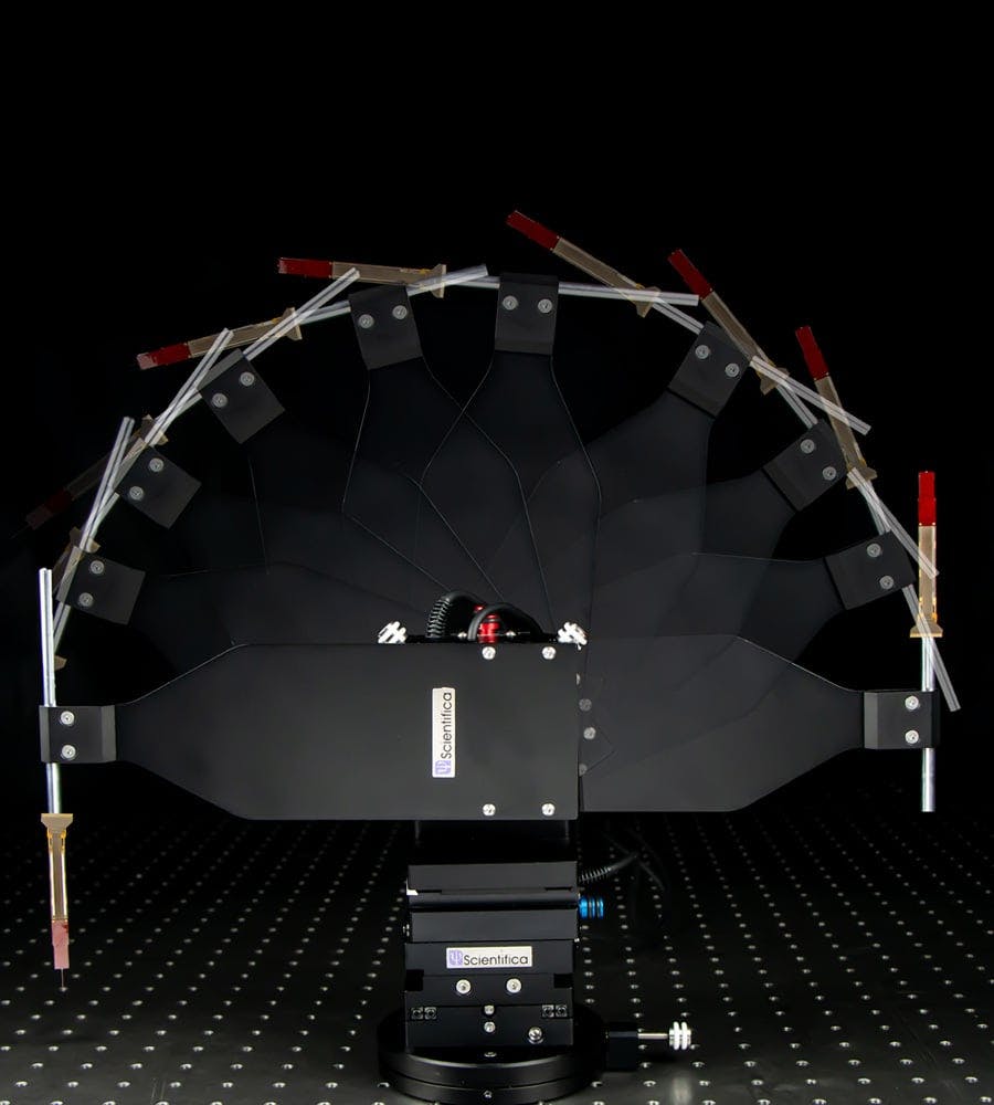 Motorised micromanipulator for in vivo recordings with Neuropixels